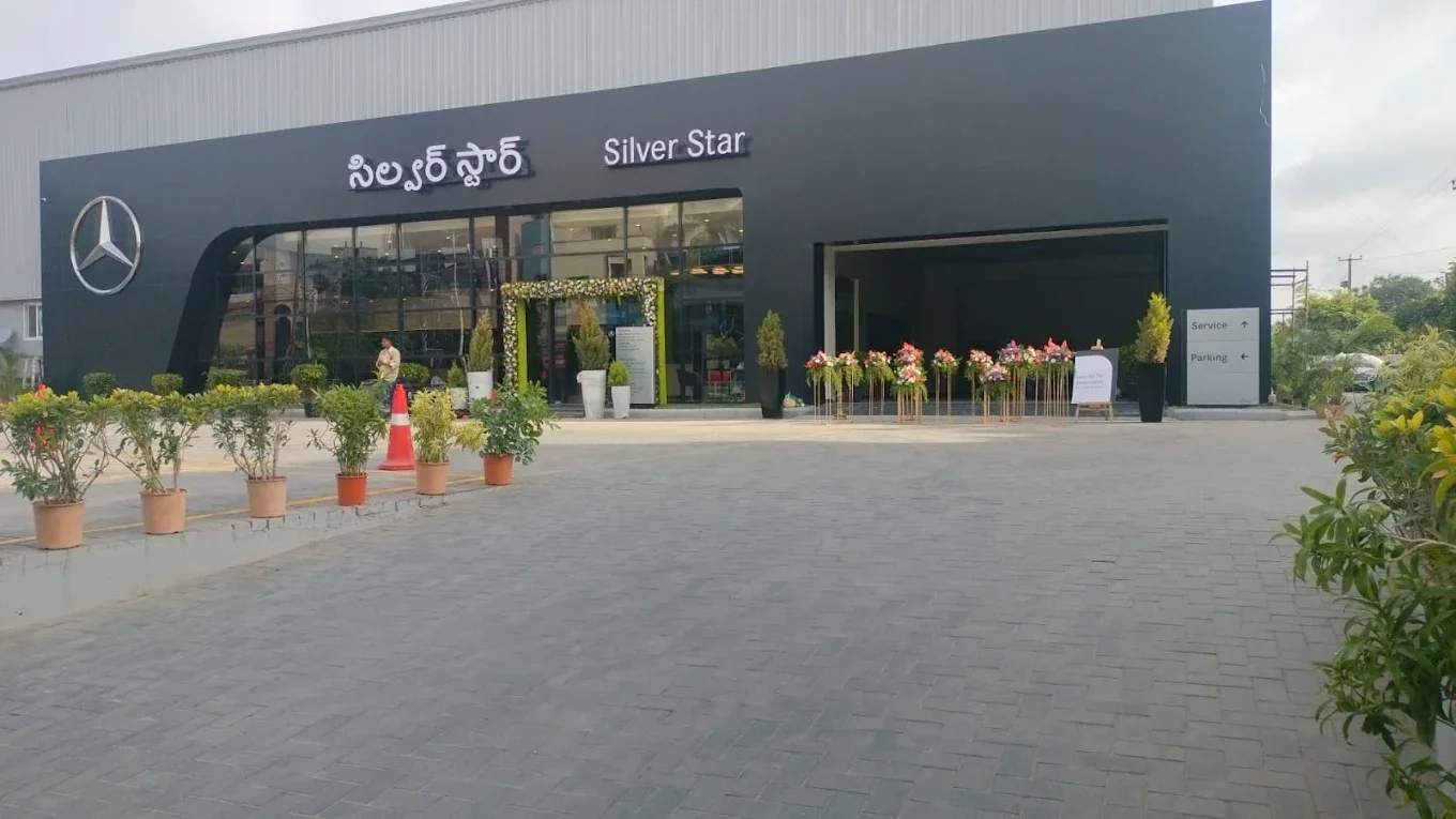 Mercedes-Benz Sanathnagar Studio